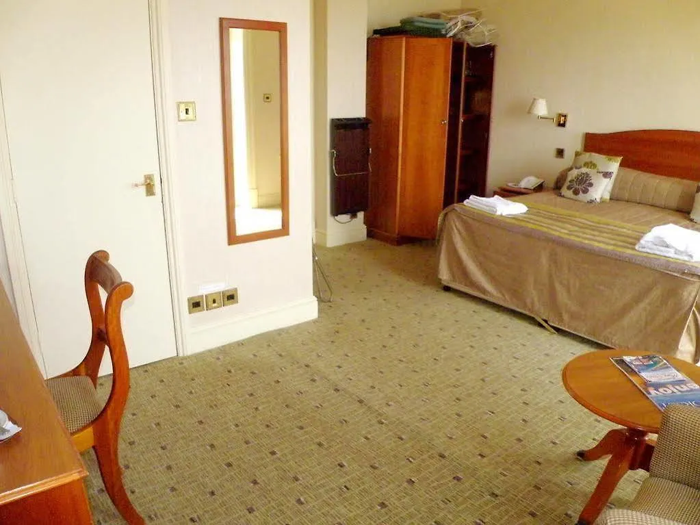 Hotel Miramar Bournemouth 4*,
